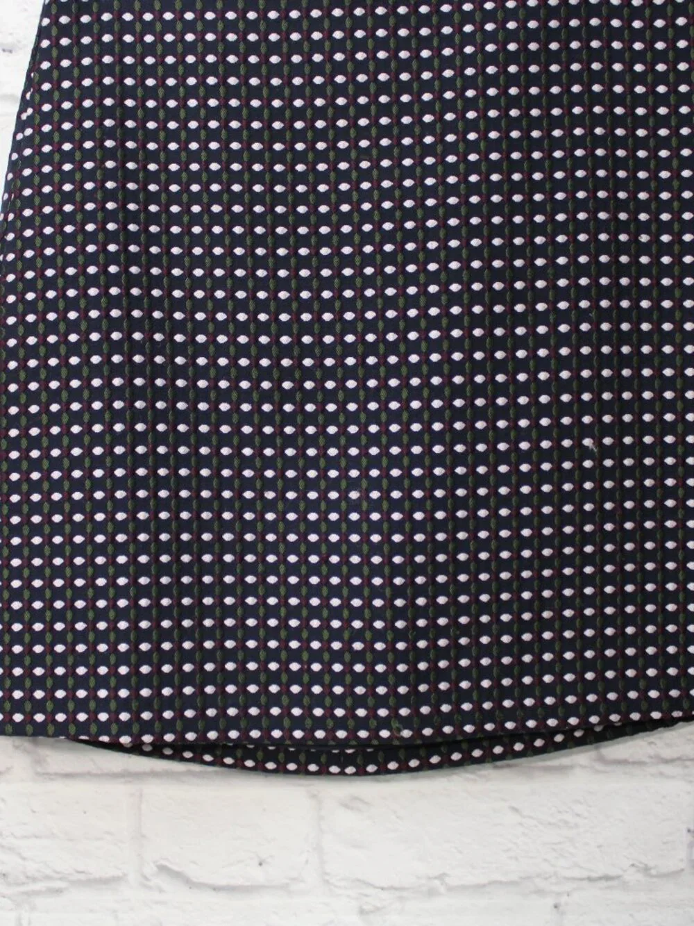 Ann Taylor Factory 8 Navy Embroidered Dot Back Zip Knee Length Skirt